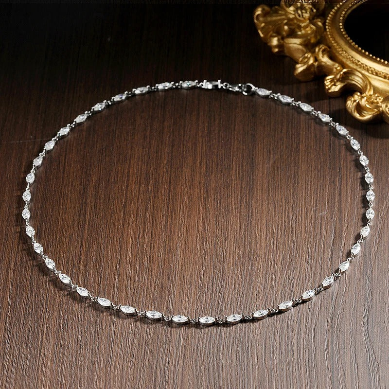 MARIA collana a foglia con pietre preziose