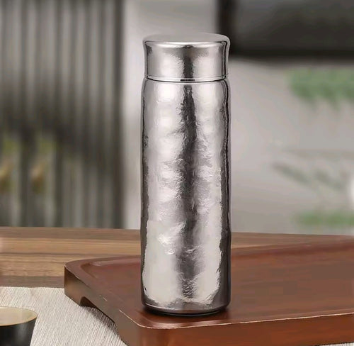 Bottiglia Termica in Titanio Premium - Isolamento Sottovuoto