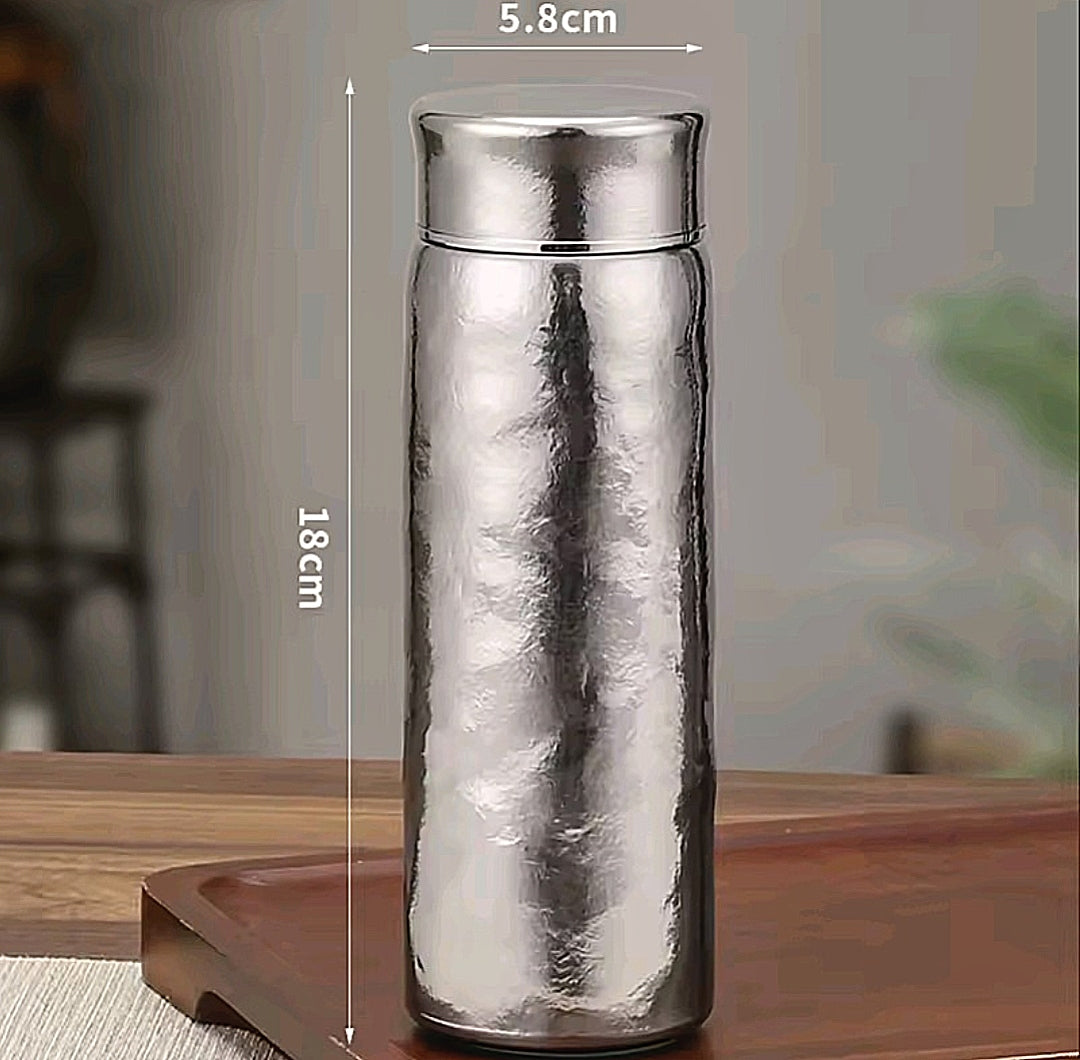 Bottiglia Termica in Titanio Premium - Isolamento Sottovuoto