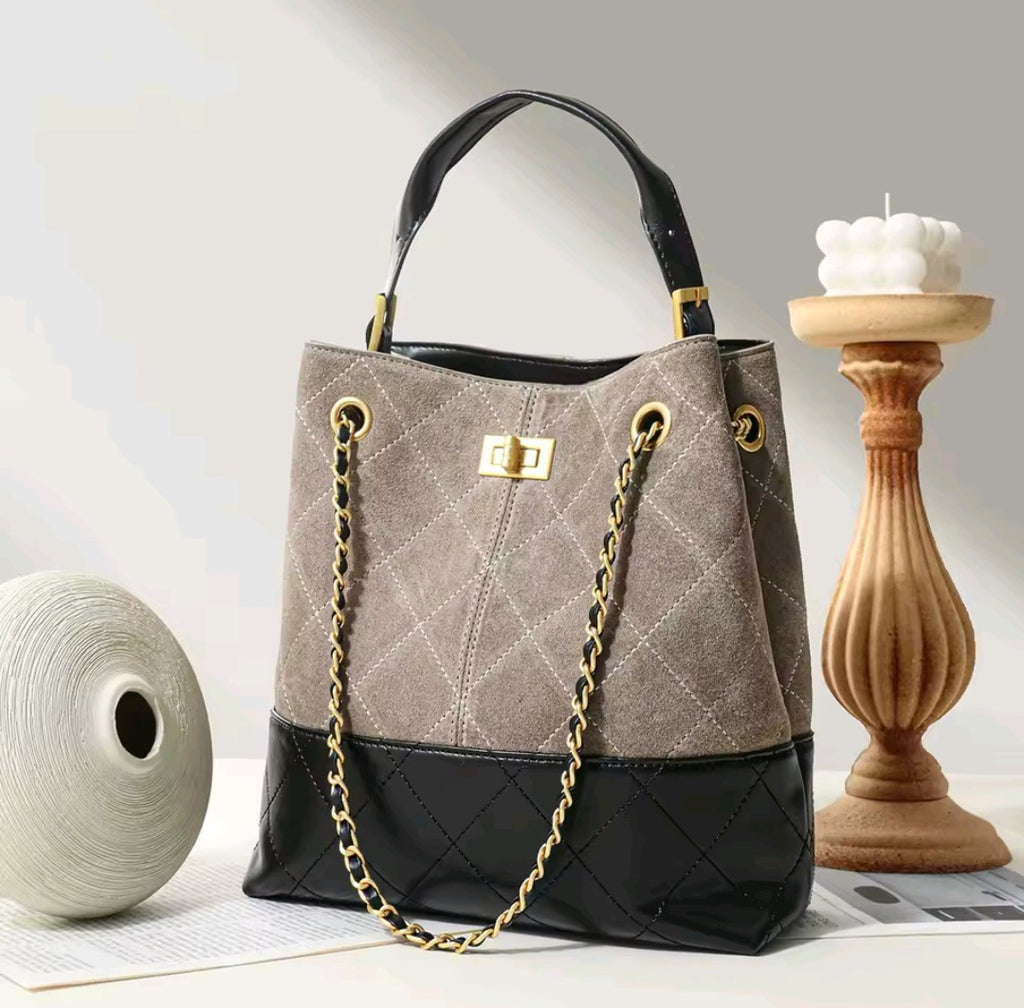 EMMA borsa a secchiello in pelle