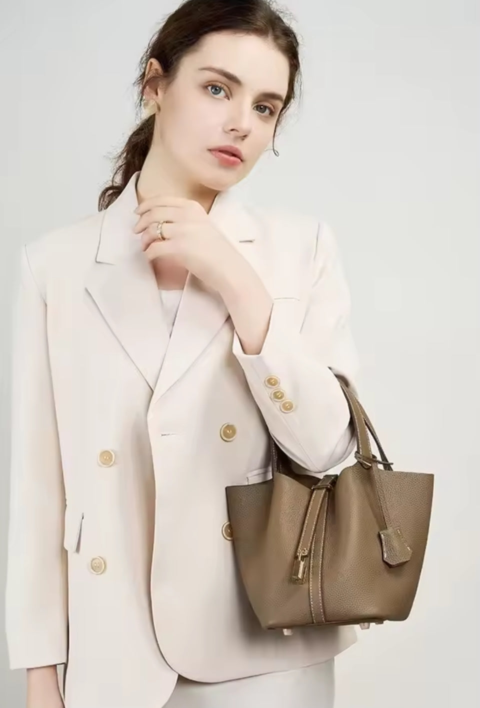 ALESSIA borsa a secchiello in pelle